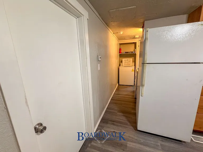 155 W State St #3 — Photo 12