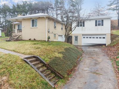 654 Hughes Dr, Freeport, PA, 16229