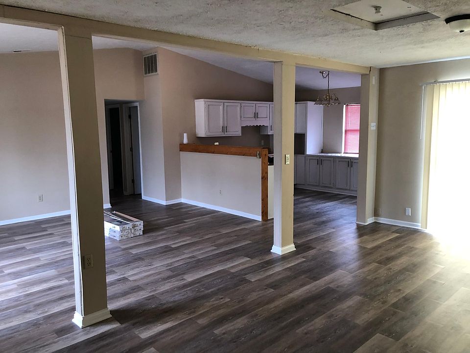 2nd image of 5240 Rowan Ct