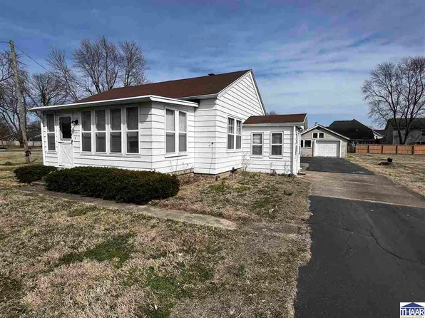 1618 S Brown Ave, Terre Haute, IN 47803