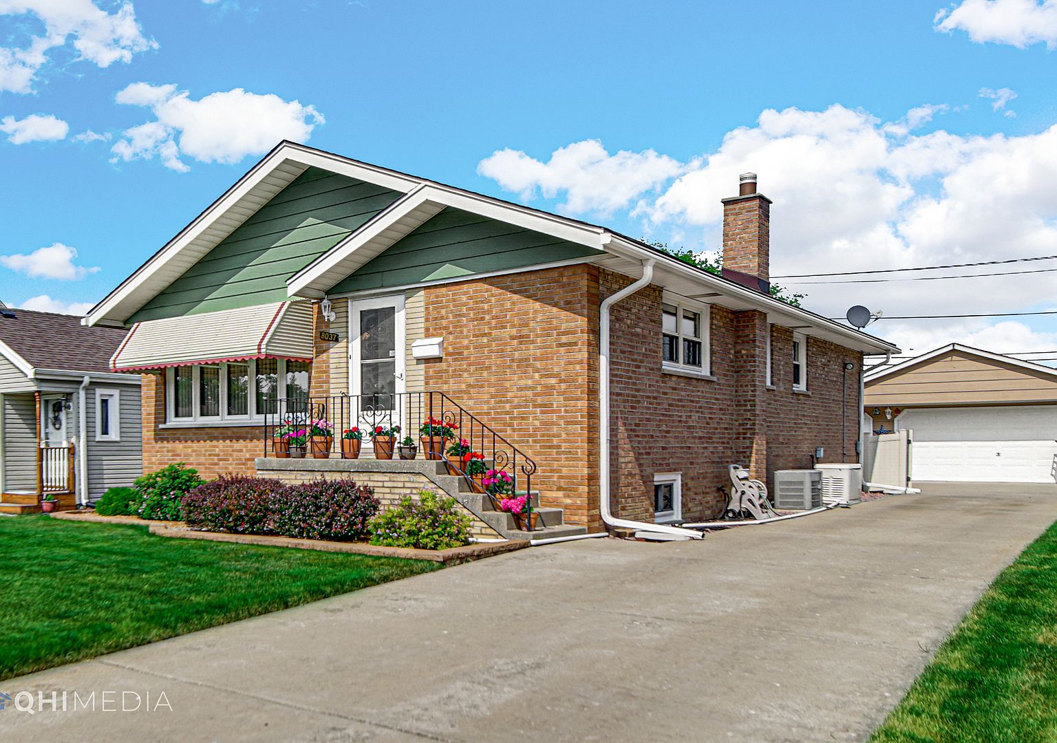 8037 S Austin Ave, Burbank, IL 60459 Zillow