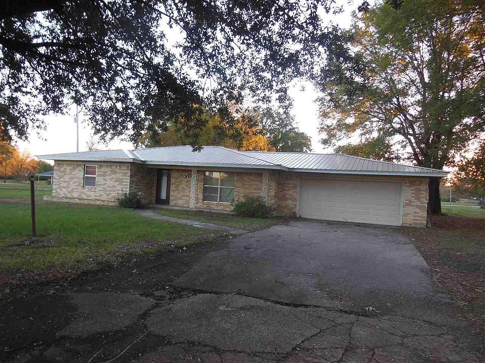 1st image of 50 Woodland Way