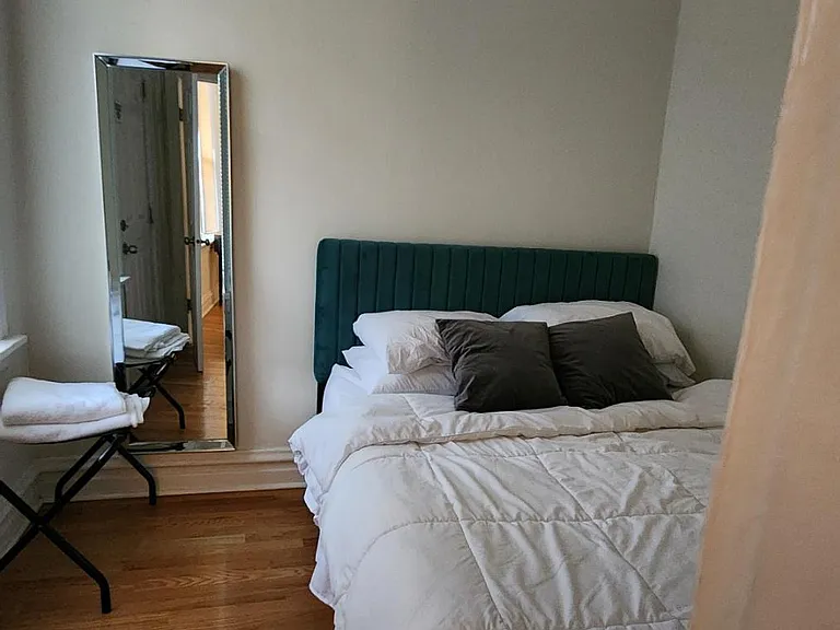 928 S Claremont Ave #1R — Photo 7