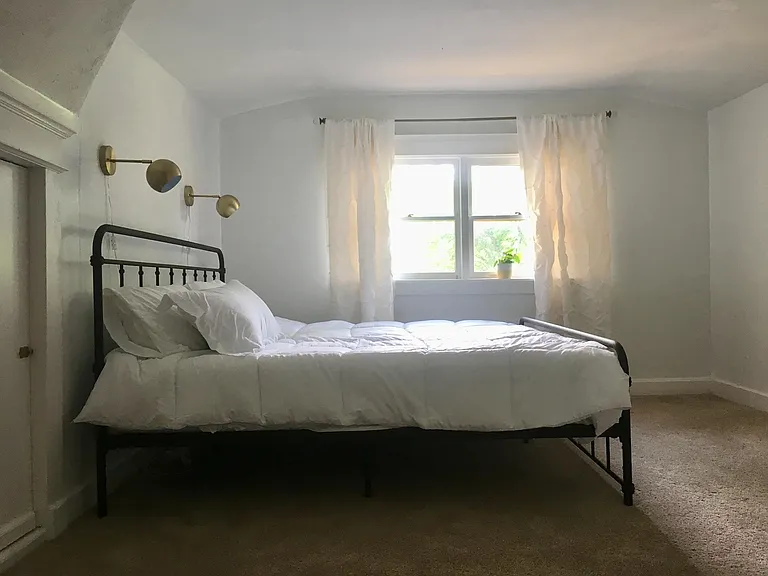 1415 Douglas Ave — Photo 6