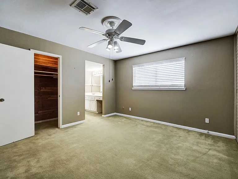 1422 Walnut Bend Ln #1/14 — Photo 7