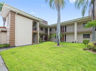 19029 Us Highway 19 N APT 3-1, Clearwater, FL 33764
