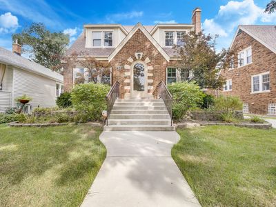 408 Shenstone Rd, Riverside, IL, 60546