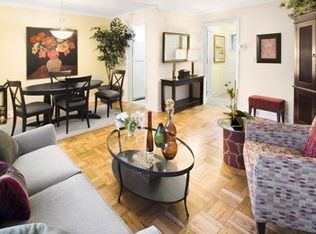 100 Gerry Rd, Chestnut Hill, MA 02467