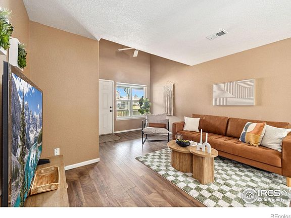 5th image of 802 Waterglen Drive