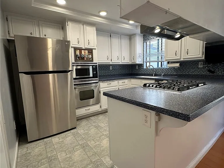 676 Shepard St #676 — Photo 6