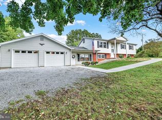 9445 Carlisle Rd, Dillsburg, PA 17019