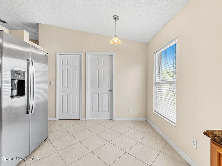 4211 Swanna Dr — Photo 23