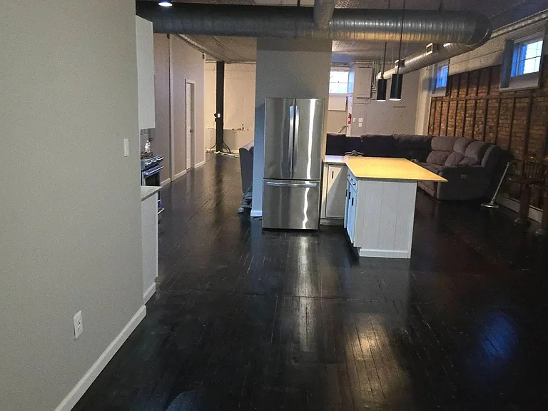 19 E Main St #4 — Photo 5