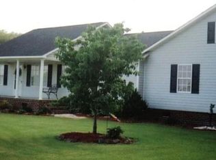 797 Barwick Rd, Dover, NC 28526