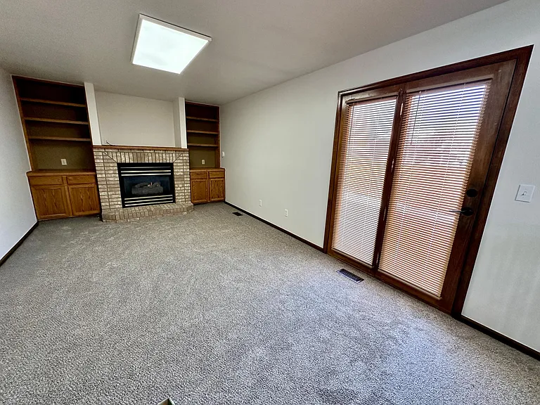 4212 Flatiron Ct — Photo 15