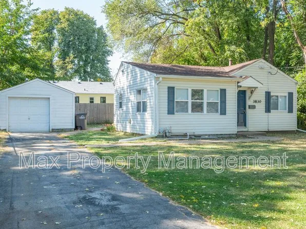3830 51st St, Des Moines, IA 50310