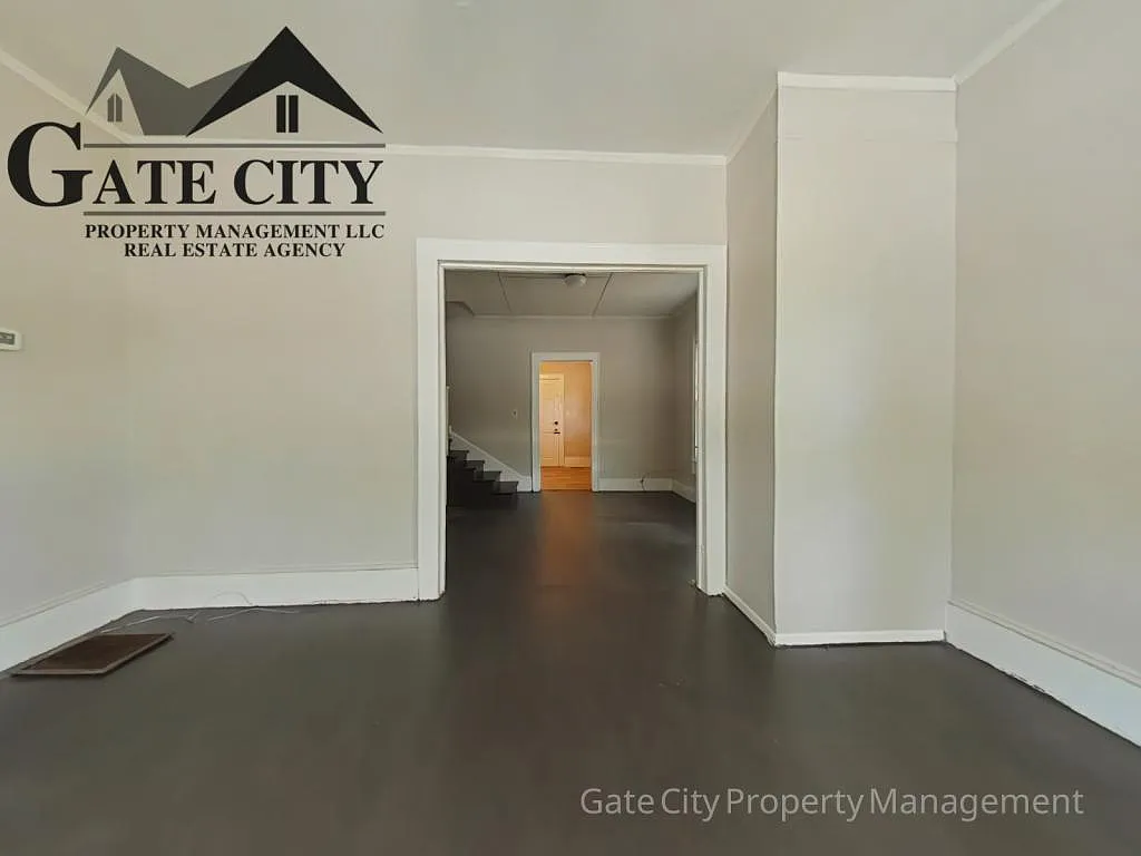 224 N Dunleith Ave — Photo 4