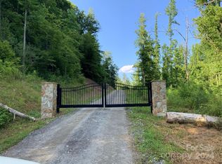 6121 Adako Rd, Lenoir, NC 28645
