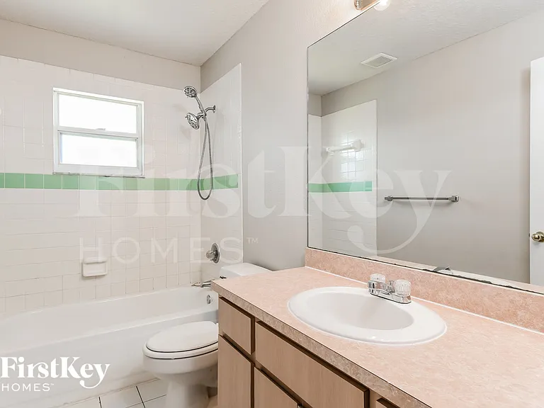 1323 Arrowhead Ct — Photo 14