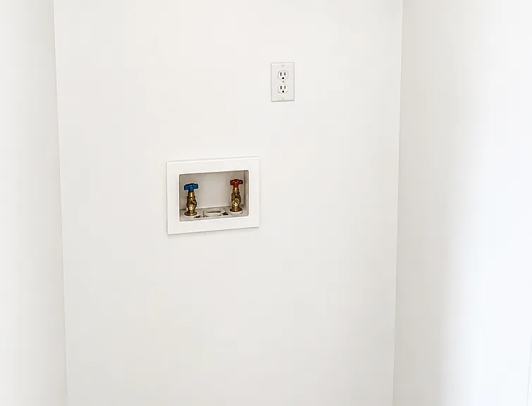 3105 Courtney Ln — Photo 9