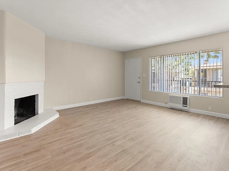 School Circle Apartments - Riverside, CA — Photo 74