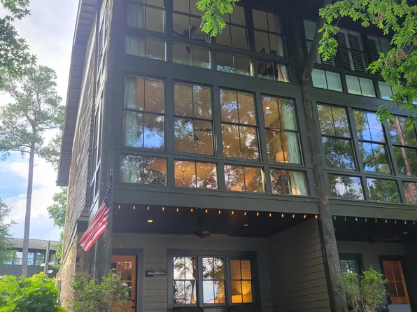 129 Turtle Point Dr, Crane Hill, AL 35053