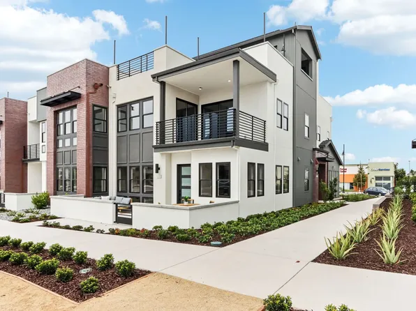 121 10th St, Marina, CA 93933