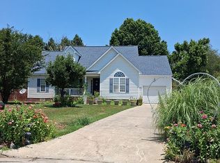 723 Carrington Ln, Winterville, NC 28590