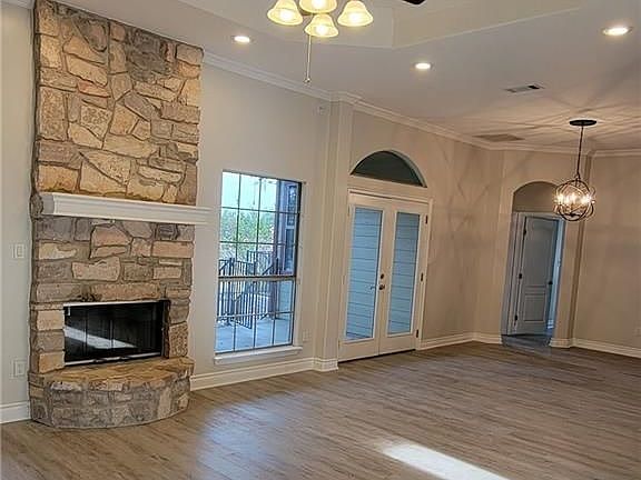 5th image of 302 Errol Dr