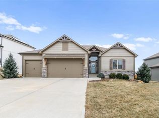 2421 SW River Trail Rd, Lees Summit, MO 64082