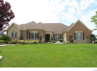 4 Spring Mill Woods Ct E, Saint Charles, MO 63303
