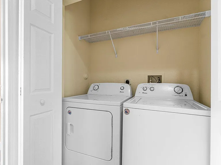 809 Talia Cir #809 — Photo 8