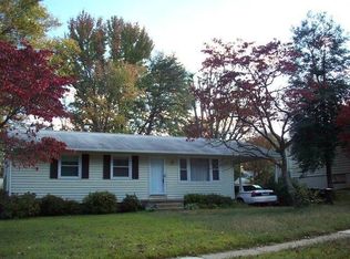 8823 Benham St, Lorton, VA 22079