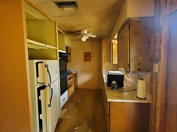 5th image of 1218 Lorraine Ln