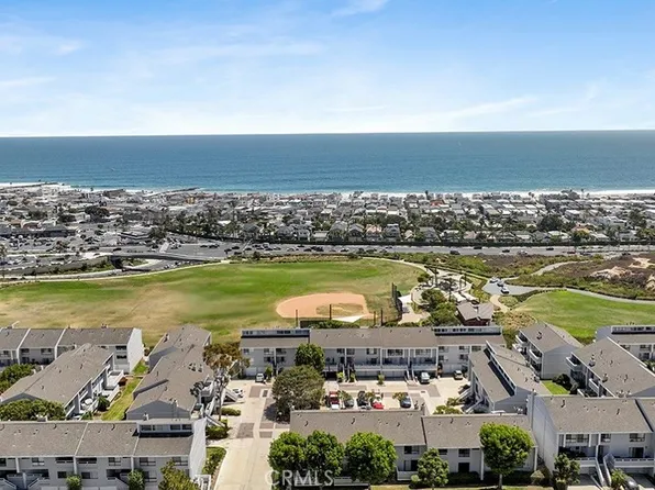 2 Land Fall Ct, Newport Beach, CA 92663