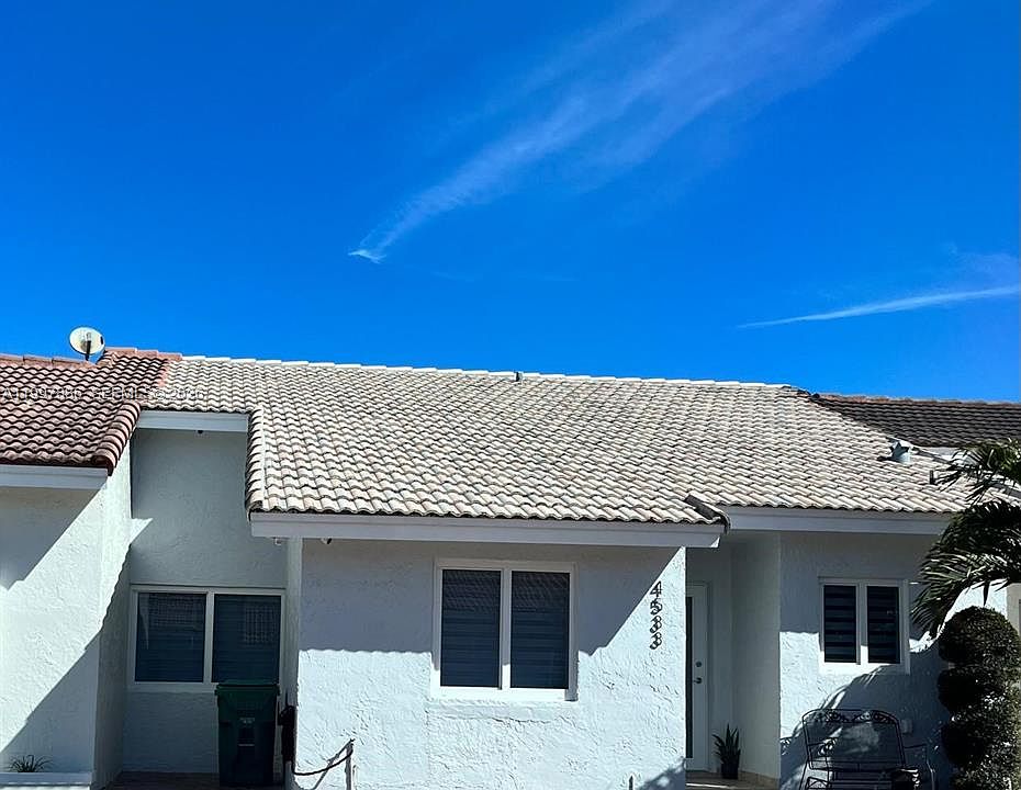 1st image of 4533 SW 143rd Pl