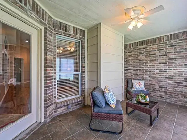 117 E Forestwood Dr — Photo 13