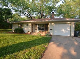 621 Hilltop Dr, Madison, WI 53711
