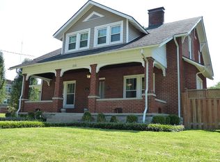 330 Lexington St, Versailles, KY 40383