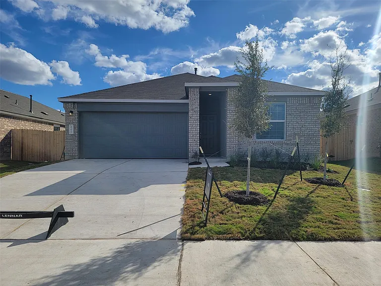 602 Arnage Dr — Photo 1