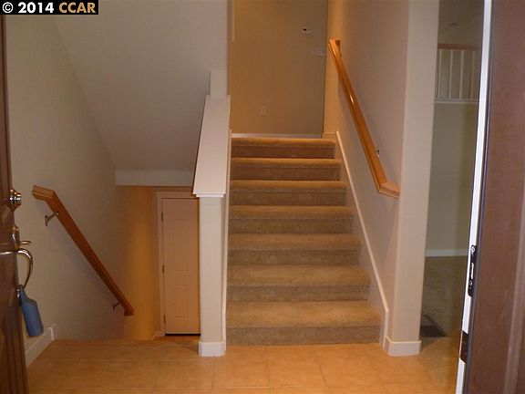 5th image of 108 Serra Way
