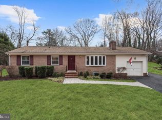 338 Edgewater Rd, Pasadena, MD 21122