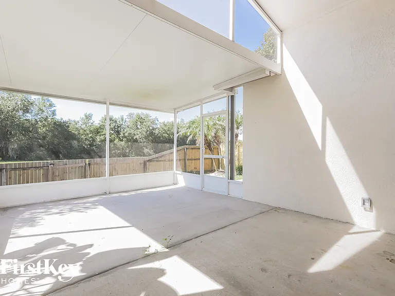 4312 Horseshoe Pick Ln — Photo 14