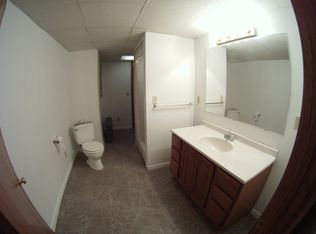 318 S Grove St, Kewanee, IL 61443