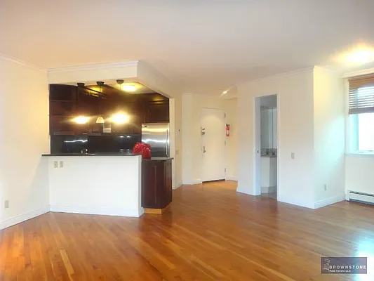 Rented by Brownstone Real Estate | media 10