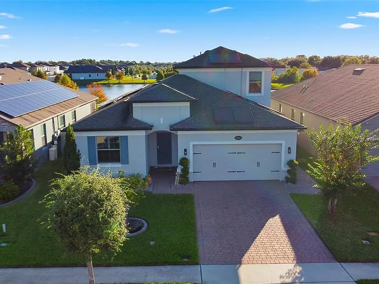 1461 Clear Brook Pl — Photo 1