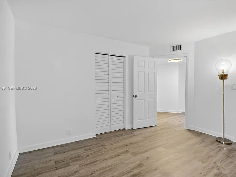 9703 N New River Canal Rd #103 — Photo 14