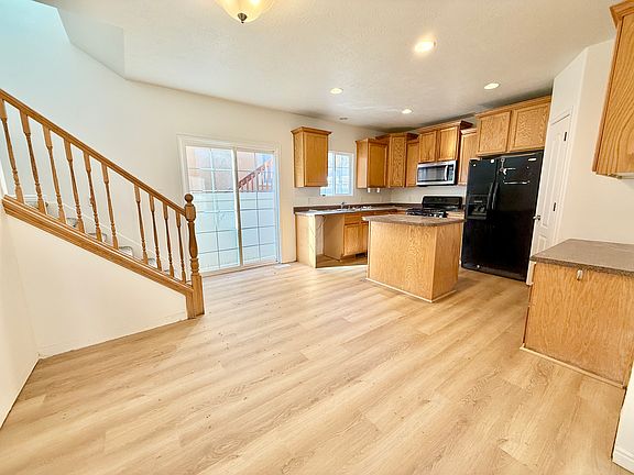 4th image of 6848 W Bottlebrush Ln