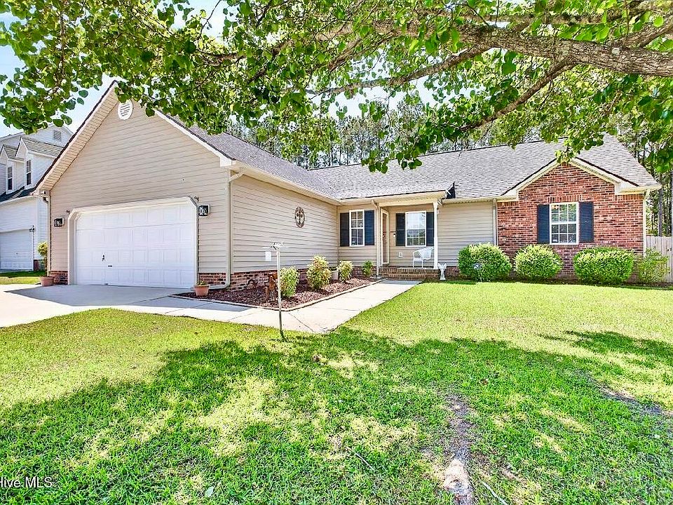 1st image of 904 Huff Drive