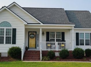 2304 Charity Ln, Winterville, NC 28590